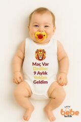 Maç Var Dediler 9 Aylık Yoldan Geldim Yazılı Aslan Baskılı Bebek Zıbın Body Çıtçıtlı %100 Pamuklu 36 AY