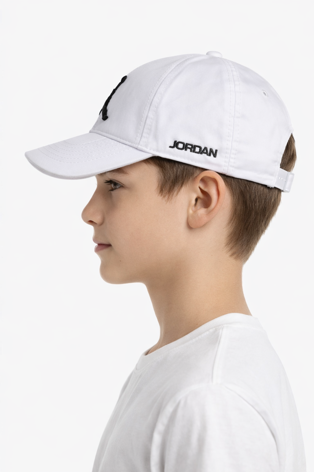 Erkek Çocuk Şapkası Basketbol Sembollü Cırt Cırtlı Erkek Çocuk Şapka Beyaz