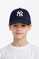 Erkek Çocuk Şapkası NY Sembollü Cırt Cırtlı Erkek Çocuk Şapka Lacivert