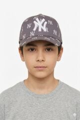 Erkek Çocuk Desenli Klasik Yazlık Şapka NY Desenli Erkek Çocuk Şapka Gri