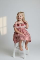 Kız Çocuk Kiraz Detaylı Yazlık Elbise – Askılı Pötikare Desen | 2-5 Yaş Renk Seçenekli  KIRMIZI 4 YAŞ