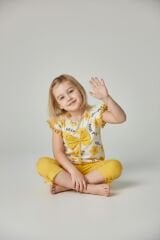 Kız Çocuk Çiçek Desenli Fiyonk Detaylı Pamuklu Taytlı Takım - 2'li Kombin SARI 3-4 Yaş