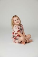 Kız Çocuk Çilek ve Karakter Desenli Pamuklu Pijama Takımı - Kısa Kollu Şortlu Set 3-4 Yaş