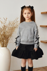 Kız Çocuk Kol Kurdela Detaylı Sweatshirt ve Siyah Fırfırlı Etek Takımı 2 Li Takım Şık Kombin GRİ - 4-5 Yaş