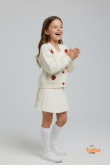 Ekru Çilek Nakışlı Düğmeli Triko Hırka ve Etekli Kız Çocuk Takım Rahat Şık Takım 3-4 Yaş