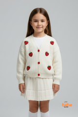 Ekru Çilek Nakışlı Düğmeli Triko Hırka ve Etekli Kız Çocuk Takım Rahat Şık Takım 3-4 Yaş