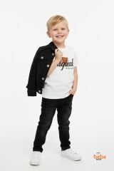 Erkek Çocuk Kot Ceketli Takım, Beyaz Baskılı Tişört ve Kot Pantolon 3’lü Kombin Siyah 6 YAŞ - SİYAH