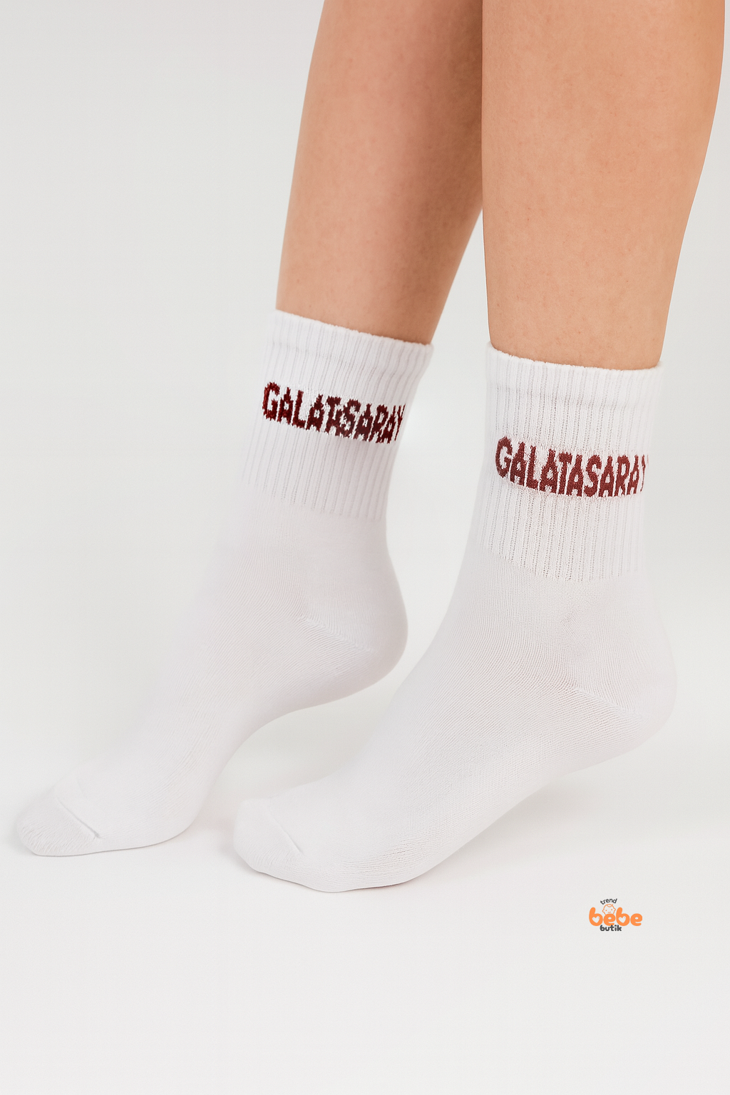 Galatasaray Yazılı Beyaz Kısa Yetişkin Çorap – Unisex Taraftar Spor & Günlük Çorap – 41-44 Numara